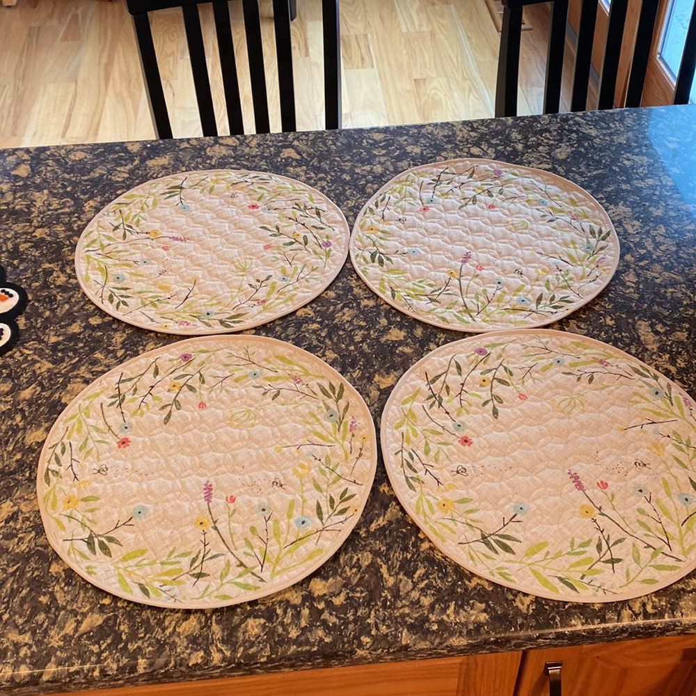 Reversible Placemats - Picture 3 of 5